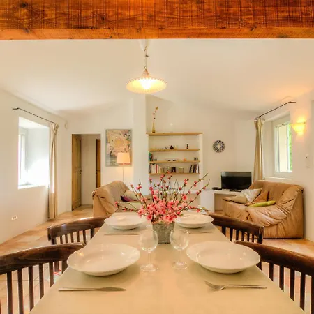 Curel By Interhome Bonnieux